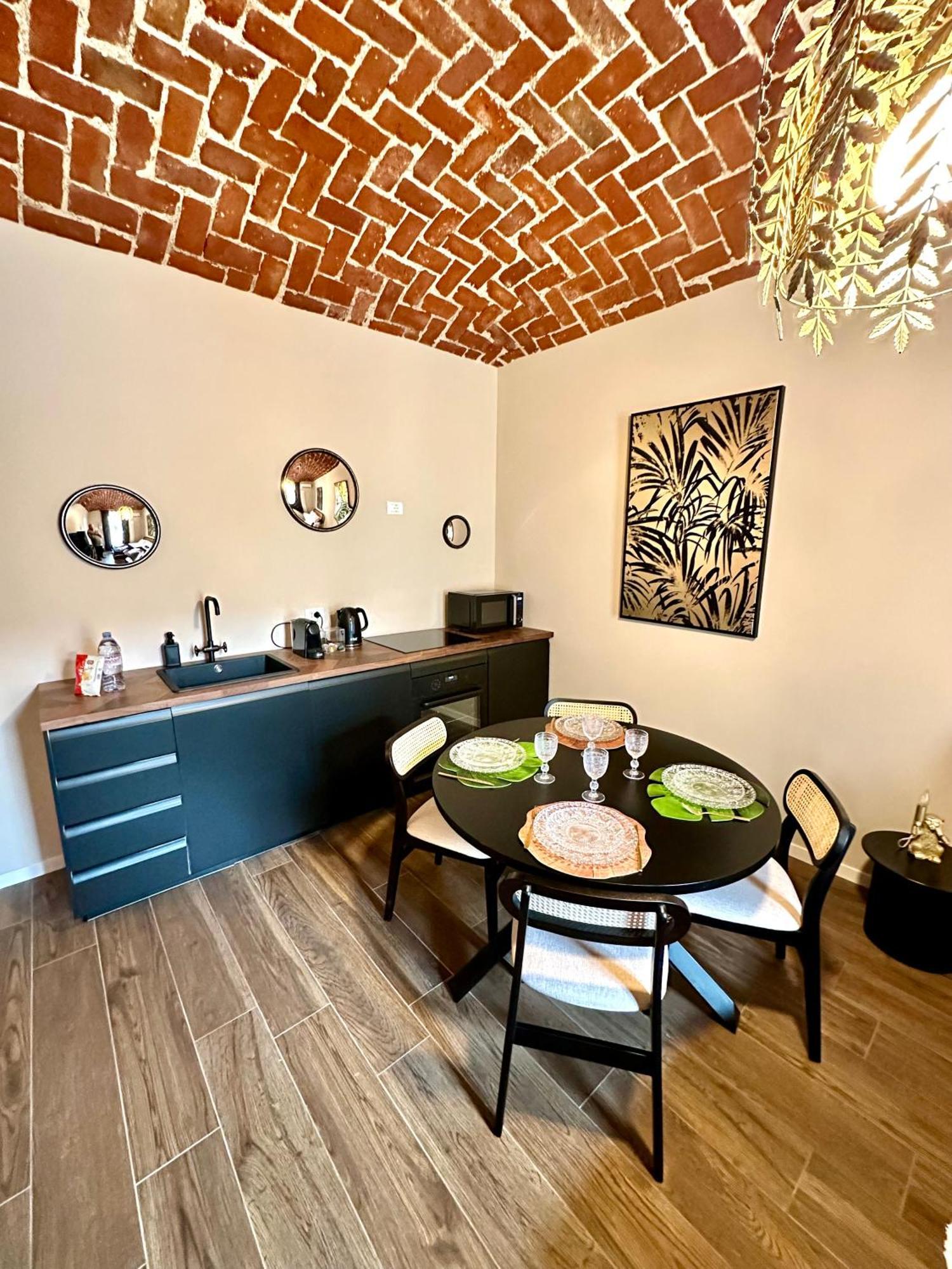 Jungle House - Nuvola Lavazza Apartment Turin Bagian luar foto